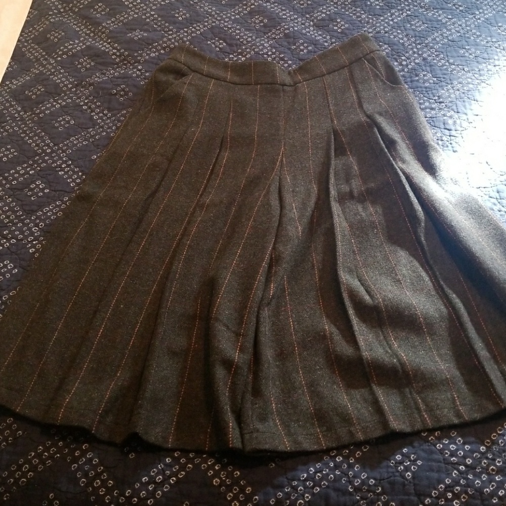 Gray and Pink Tweed Culottes Large